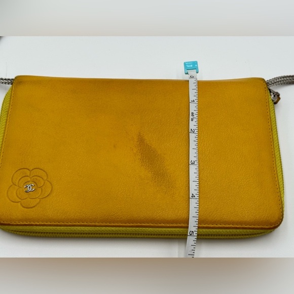 Chanel-Authentic-Camelia  zip organizer on original Chain Yellow - Picture 16 of 16